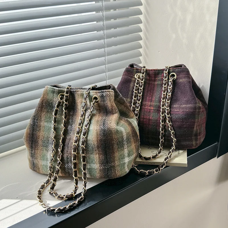 

2025 New Plaid Tweed Underarm Purse for Women, Checkered Shoulder Bag, Vintage Crossbody Purse, Autumn Winter Fashion​