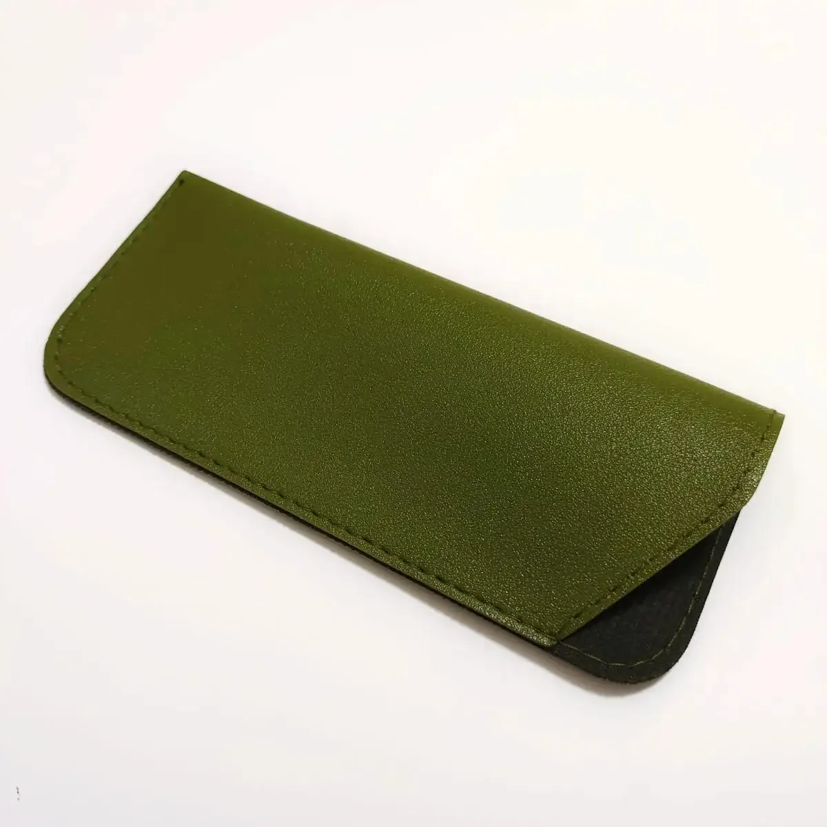 1 Stück PU-Leder Sonnenbrillen-Etui Weiche Brillenhülle Tragbare Kratzfeste Brillentasche für Damen und Herren Brillenzubehör – Detail 7
