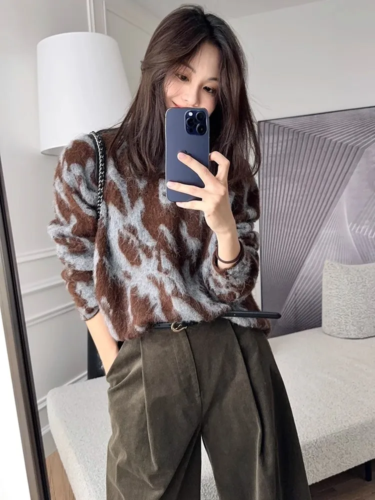 Customized Tiger Skin Roll Sweater Women'S Autumn And Winter Alpaca Wool Retro Jacquard Round Neck Knitted Top