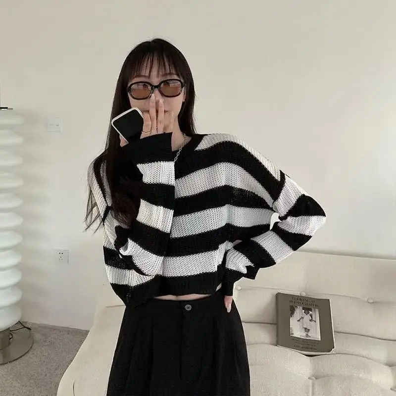 ZMZBCH Korean Style Autumn Striped Cropped Sweater Women Vintage Oversize Knit Jumper Female  Long Sleeve O-neck Pullovers Tops
