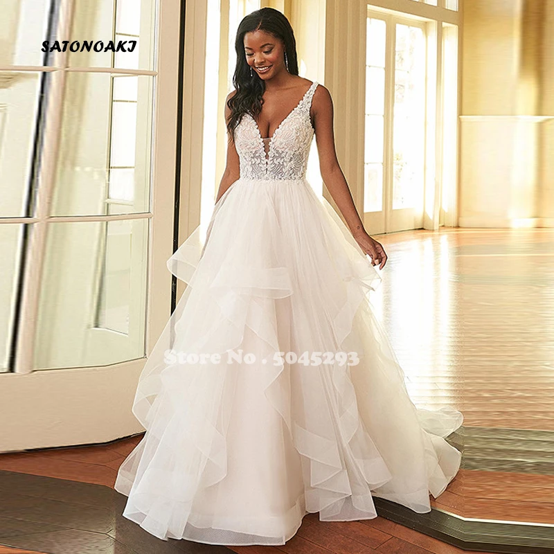 

Vestidos De Novia 2024 Vintage Tiered Wedding Dress Lace Appliques V-neck Backless Sleeveless Sweep Train Bride Gown Robe Mariée