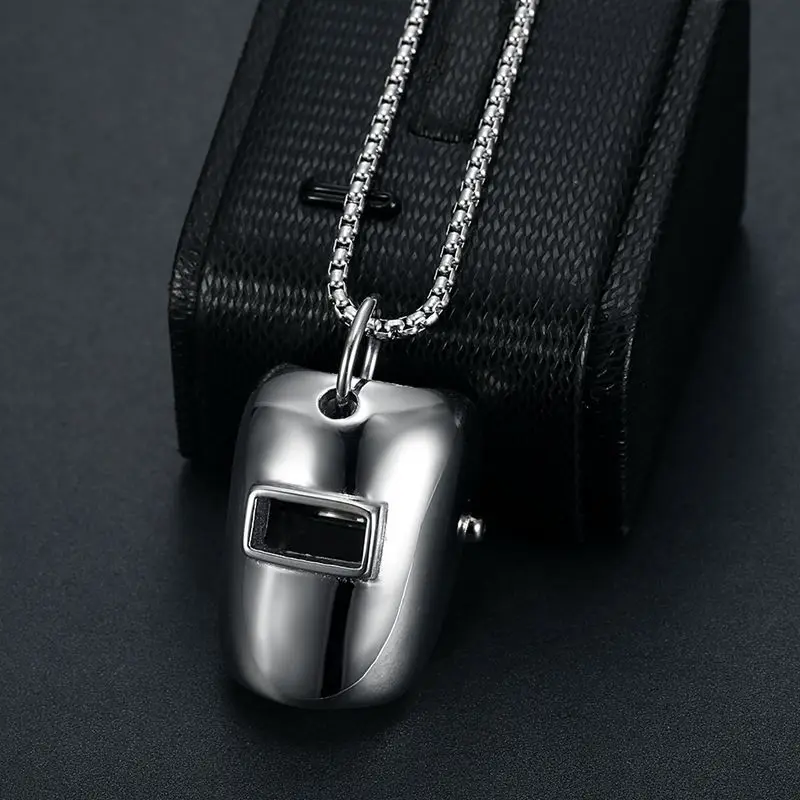 

Welder Mask Men Necklaces With Pendant Stainless Steel Simple Jewelry For Male Women Punk Hip Hop Accessories Gifts Wholesale