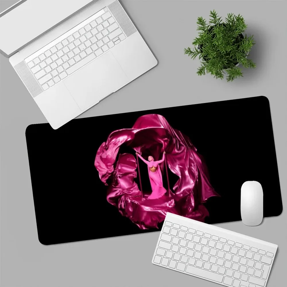 rapper N-Nicki Minaj Mousepad Computer Laptop Gamer Pad PC Gaming Accessories Desk Mats