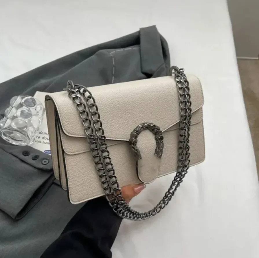 

Designer Bags Luxury Bags Crossbody Shoulder Baghion Commuter Bags Pure Color Chain Ladies Handbags Mini Bags 10A 003