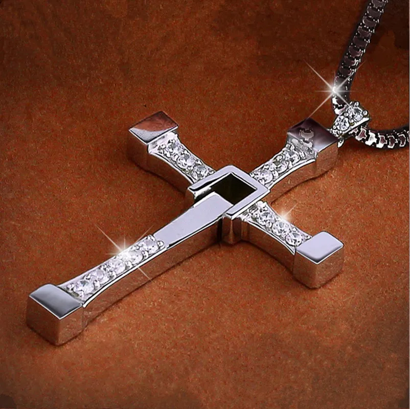 Megin D Fast and Furious 6 7 8 Hard Gas Actor Hip Hop Dominic Toretto Cross Necklace Pendant for Men Friend Gift Fashion Jewelry