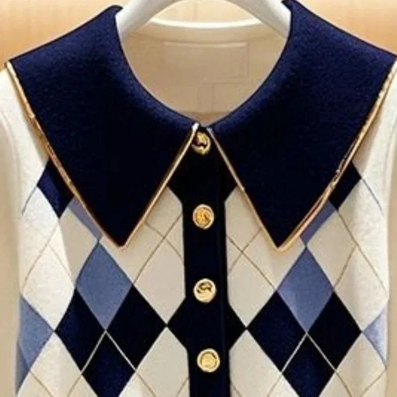 Cardigan lavorato a maglia coreano chic blu e bianco contrasto di colore anello-controllo femminile nuovo autunno piccolo cappotto maglione in vita profumato vento