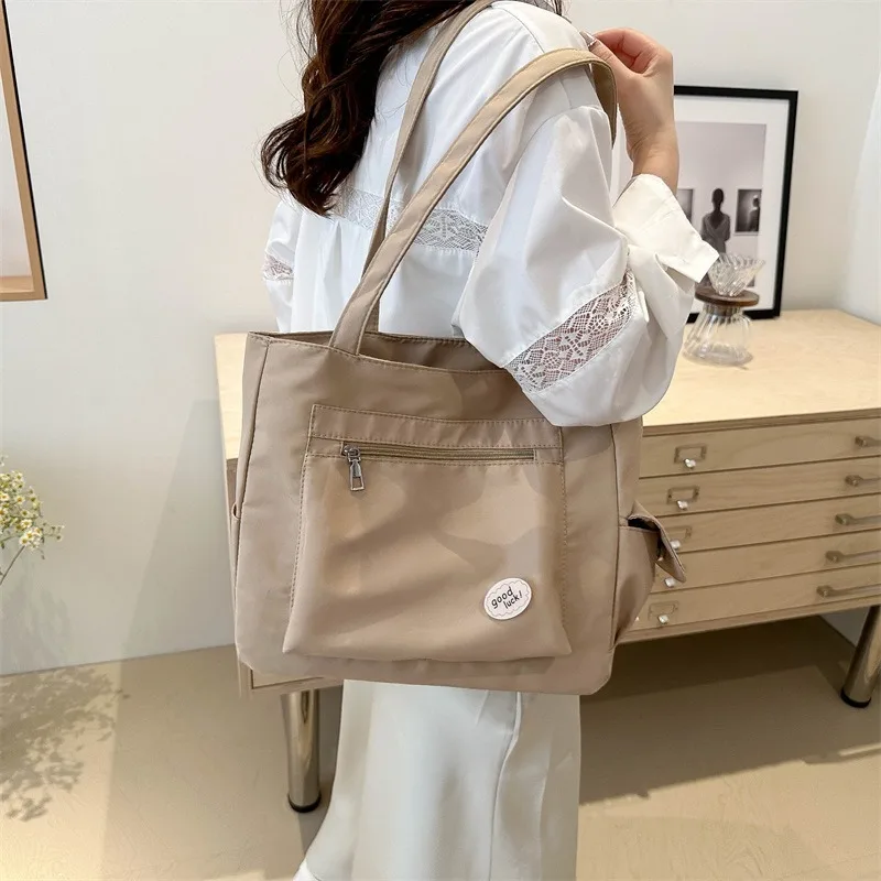 Large Capacity Canvas Bag Female Simple Korean Version of Leisure Commute To Work Students Class Shoulder Crossbody Bag