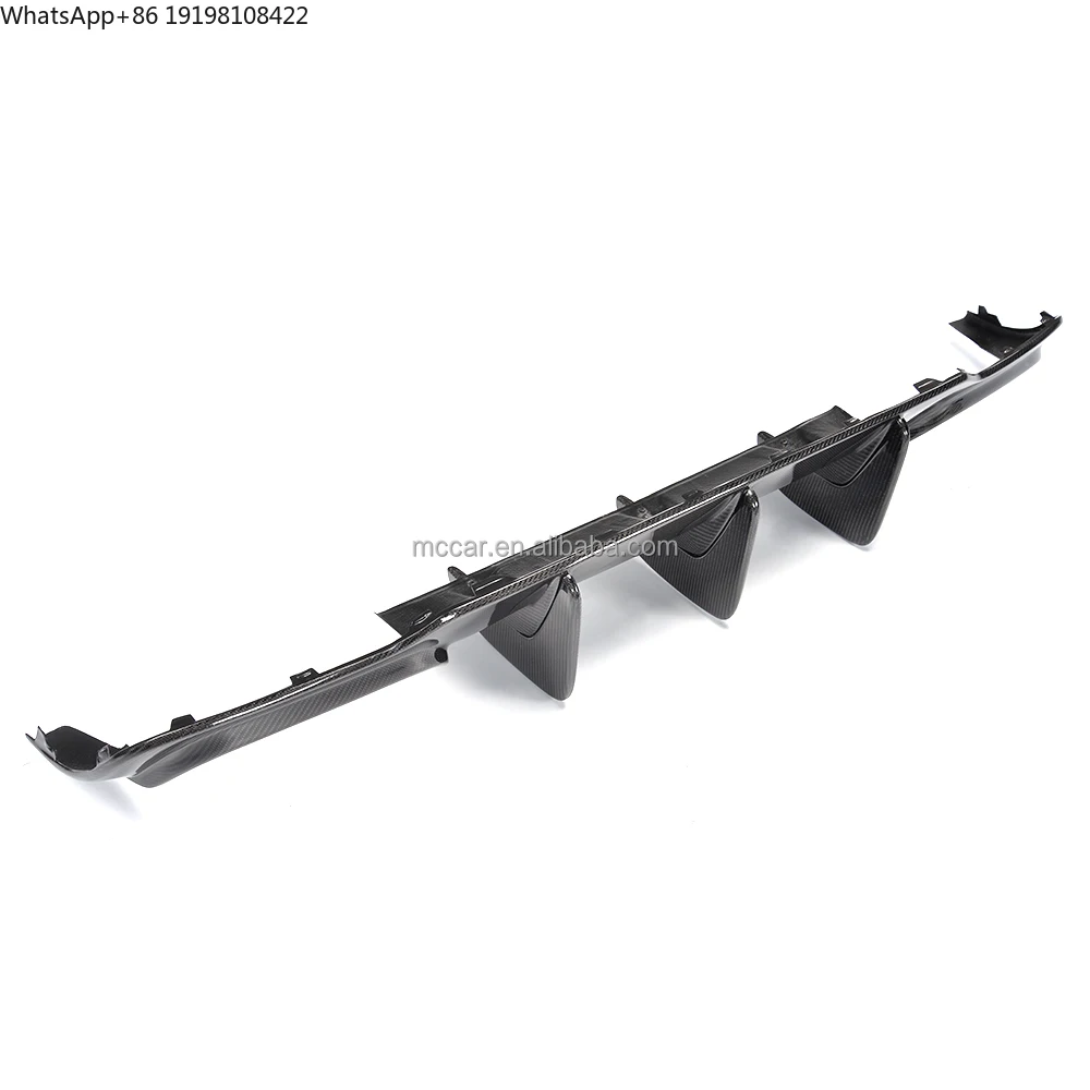 Precision-Crafted Carbon Fiber Car Bumper W204 C63 AMG Rear Diffuser for Mercedes-Benz W204 C63 AMG 2014-15