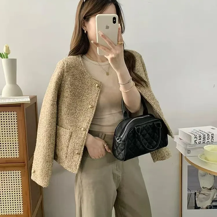 

Woven ort Coat Women's 2025 Spring Autumn High-End Feeling Small Size round Ne Padded oulder Ele Top
