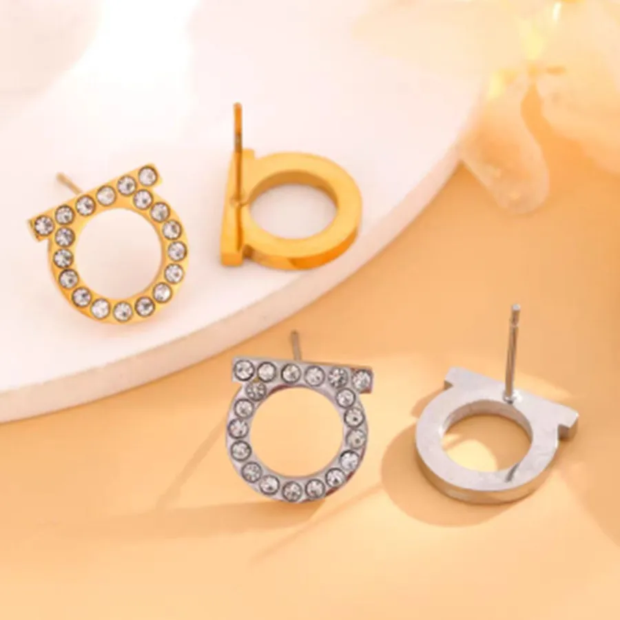 2pc/Stainless steel English letter D earrings for women/men, light luxury and high-end jewelry