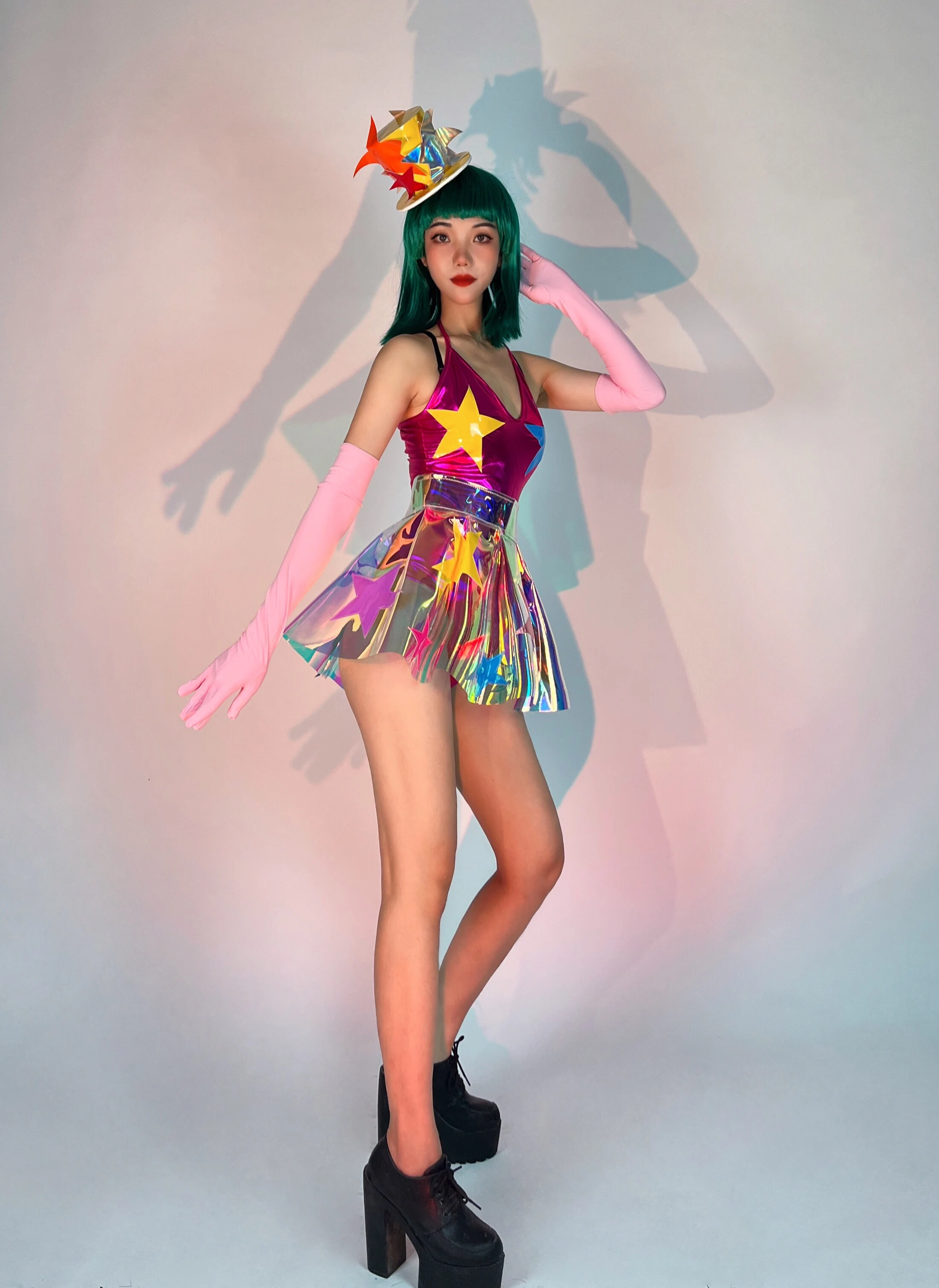 2025 ملهى ليلي جوجو راقصة زي الليزر ارتداءها تنورة ستار قبعة الرقص الزي القطب ملابس الرقص الهذيان الزي مهرجان الملابس