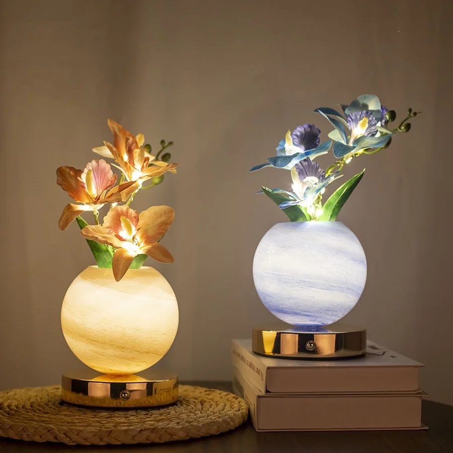 

Simulation Phalaenopsis Planet Desk Lamp Photo Ambient Light Night Decoration Bedside Creative Gift Cross-border