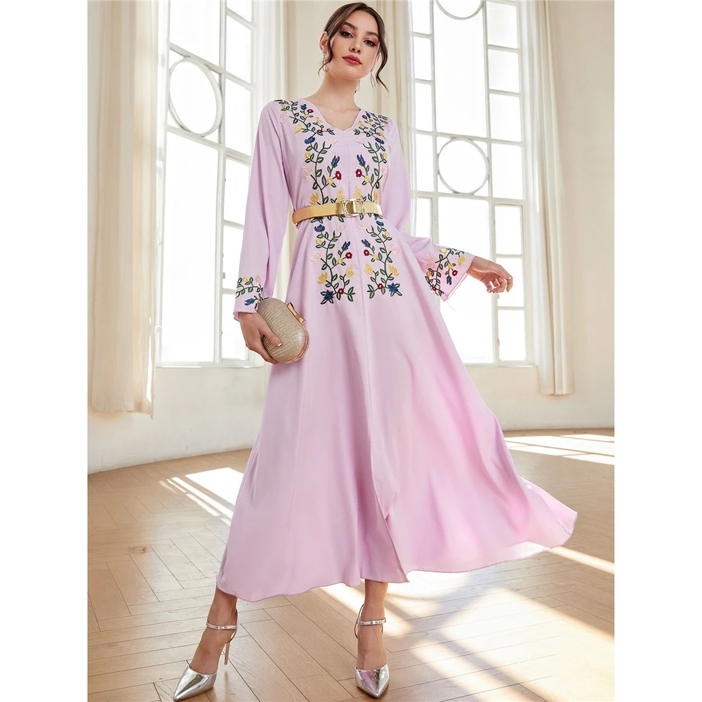 

Vintage Women Abayas Muslim Slim Boho Ethnic Embroidery V-neck Dress Kaftan Party Long Gown Belted Vestidos Islam Turkey Dresses