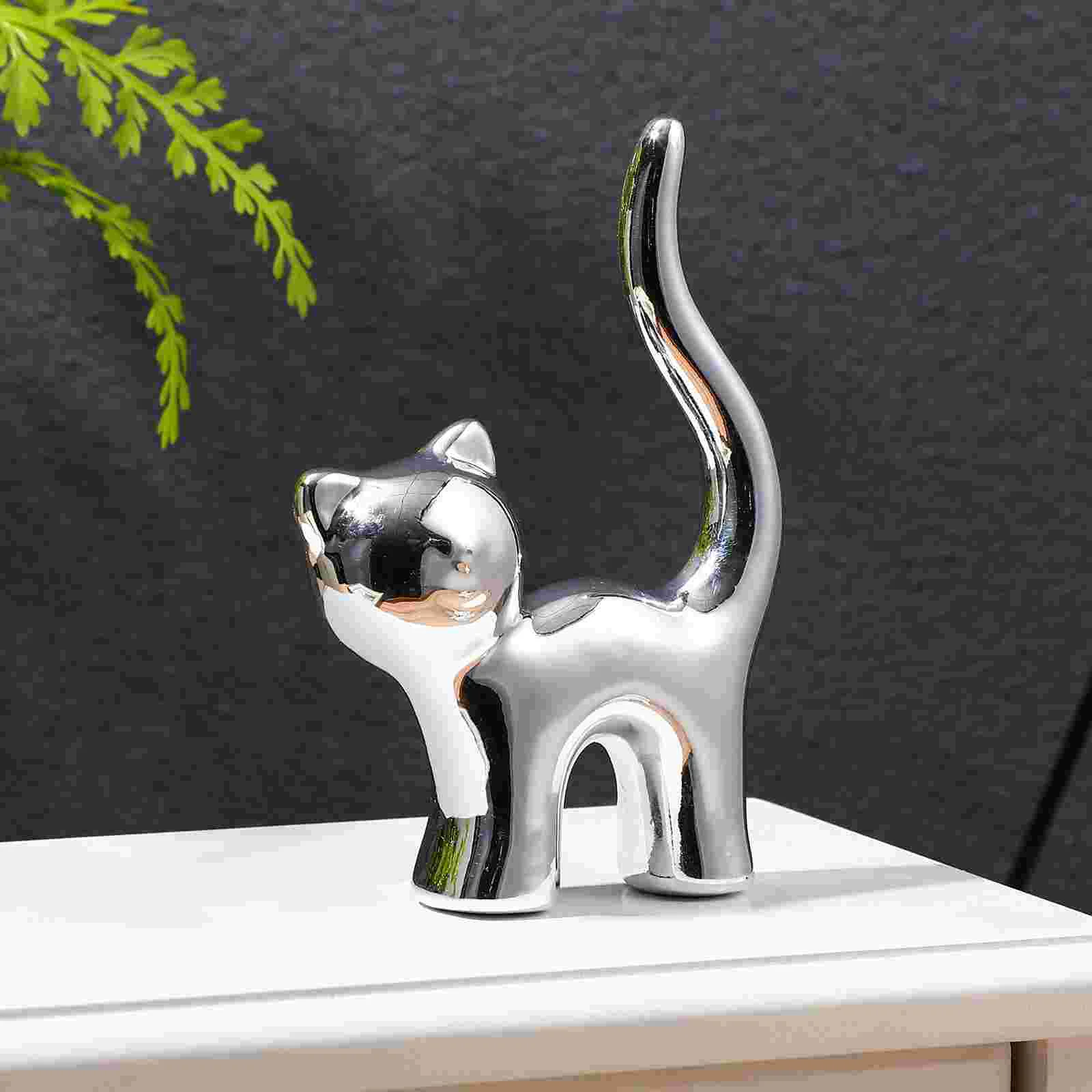 

Creative Cat Holder Ceramic Jewelry Tray Stand for Women Bedroom Decor Cat Theme Wedding Stand Gift Idea