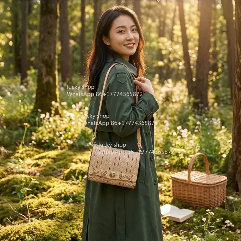 Retro Wood Bag Niche Hand-woven Wooden Small Square Bag Mori Crossbody Shoulder Bag