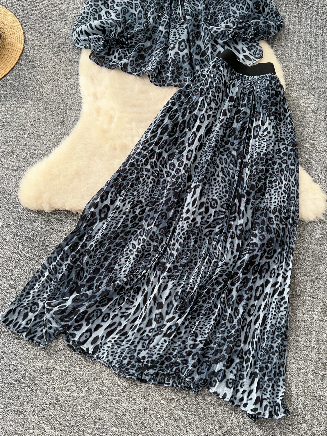 Autunno da donna Faion con cintura Lanterna Sve Stampa leopardata Top a vita alta Gonna a pieghe Set Abbigliamento da lavoro casual francese Sle