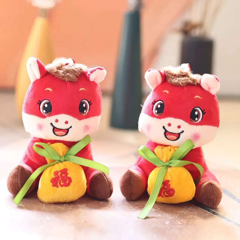 Breloczek Maskotka Roku Konia Delikatny Uroczy Kreskówkowy Strój Tang Mini Zodiakalny Koń Pluszowa Zawieszka Ozdoba do Torby Prezent