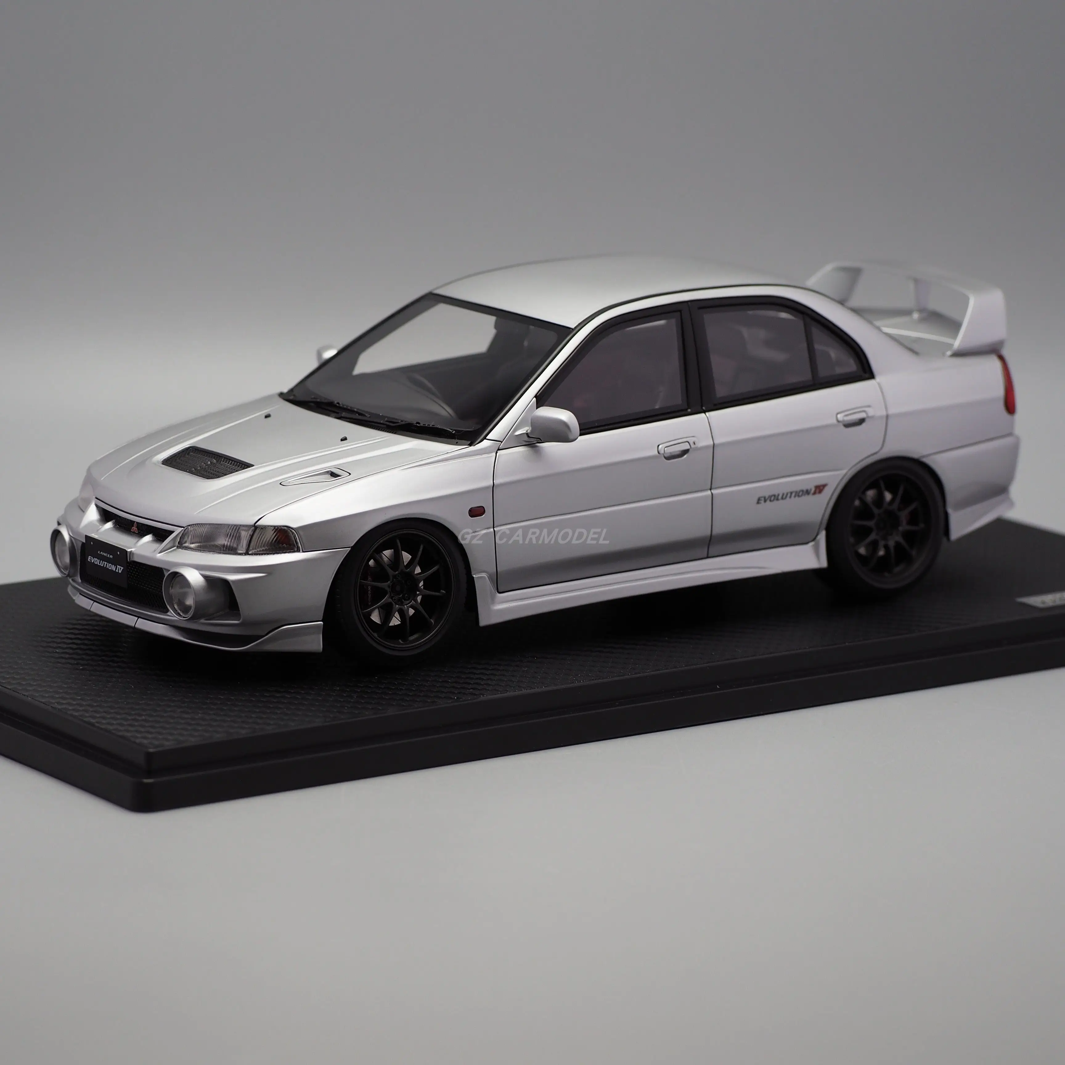 

IG 1:18 LANCER EVO4 IV CN9A Silver IG3781 JDM Simulation Limited Edition Resin Metal Static Car Model Toy Gift