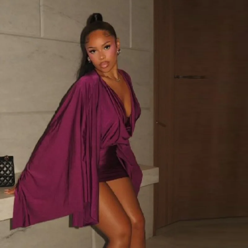 Vrouwen Elegante Sexy V-hals Jurken Retro Solid Spliced Flare Mouw Prom Dress Chic Midnight Club Party Mini Gewaad Nieuwe Trendy Gown