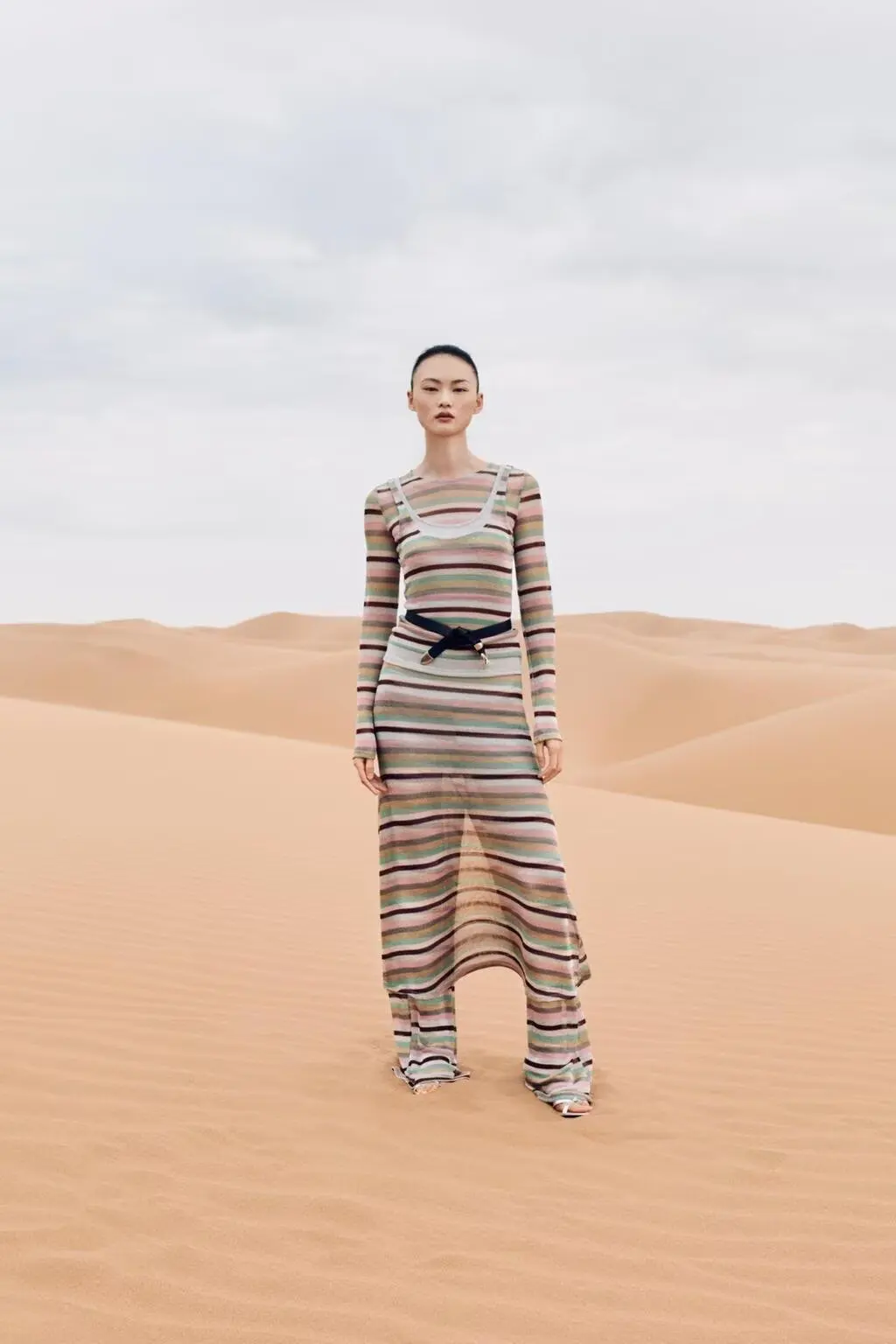 

BB6763 ZA25 Осенний новый женский милый стильный вязаный топ с металлической нитью и круглым вырезом в полоску с ремешком 1131817