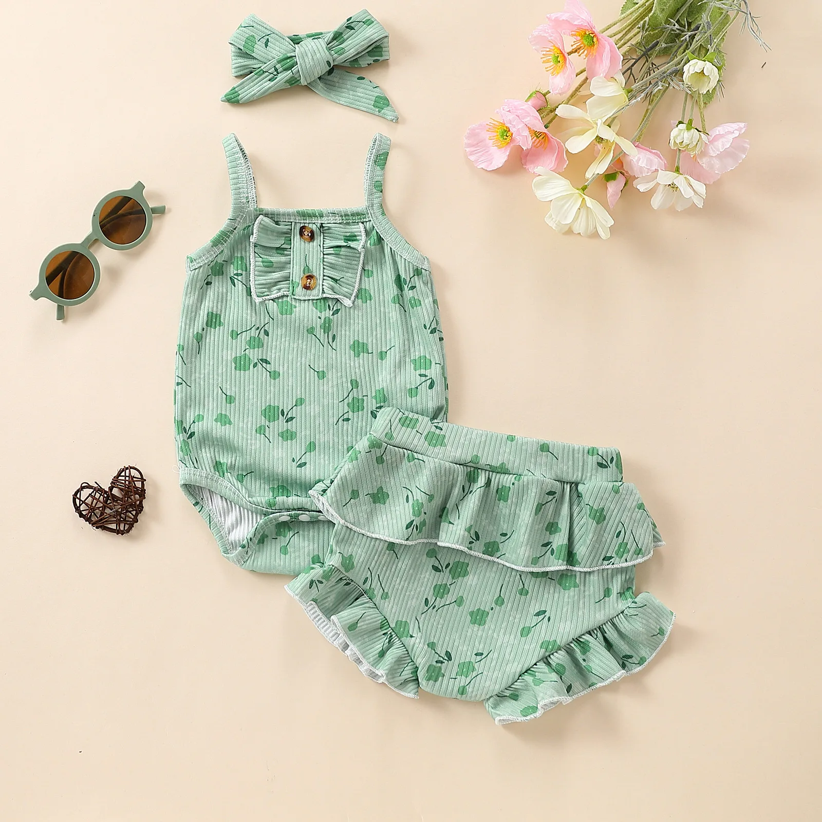 YT2362 Summer Baby Girl Floral Triangle Pajamas + Shorts + Head Scarf Three-piece Set