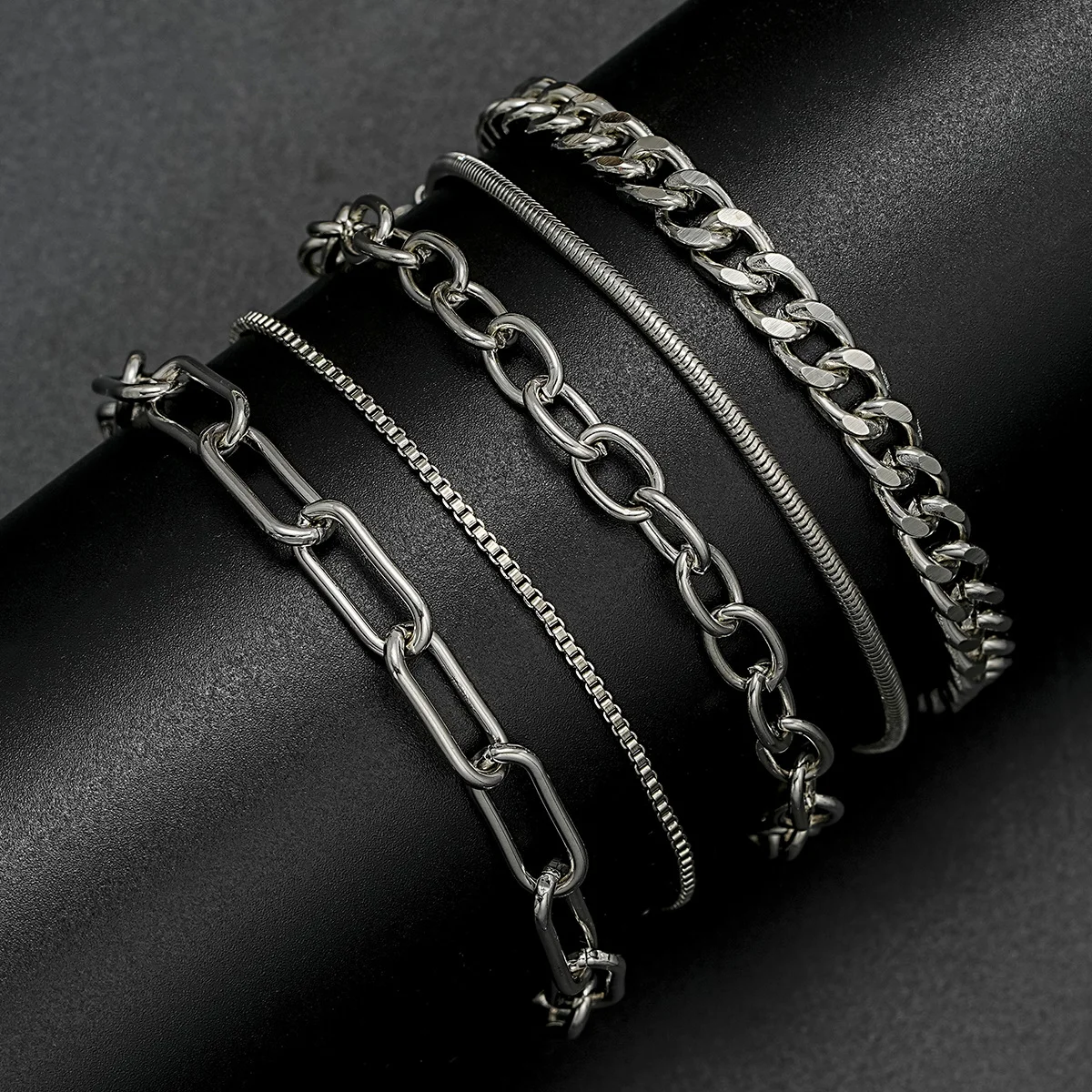 5 Pcs Fashion Simple Cuban Chain Bracelet Sets for Men Women Punk Vintage Metal Bracelet On Hand For Couple Unisex Jewelry Gifts