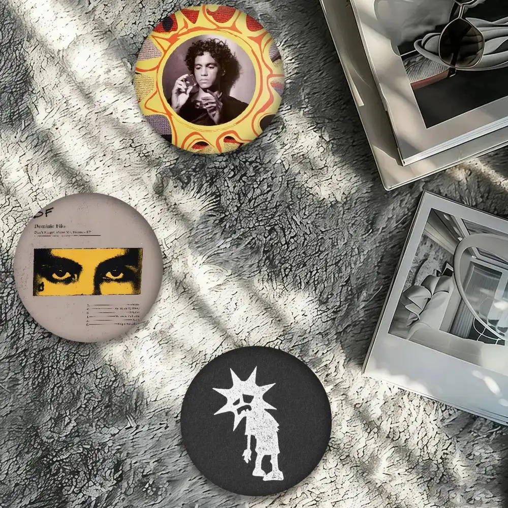 Singer star D-Dominic Fike   Soft Button Pin Round Metal Badge Lapel Pin Parts Gift Friends Kid Jewelry