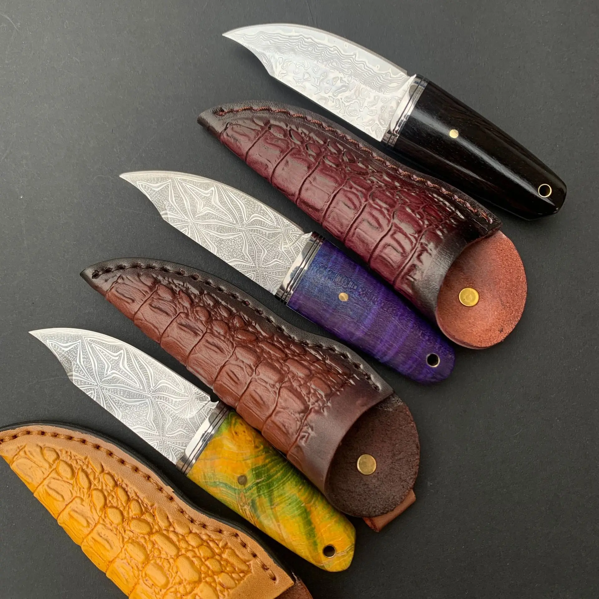 سكاكين Edc متعددة المهام للاستخدام اليومي في المنزل في الهواء الطلق، سكين تكتيكي من Bushcraft يأتي مع غطاء حماية سكين سهل الحمل