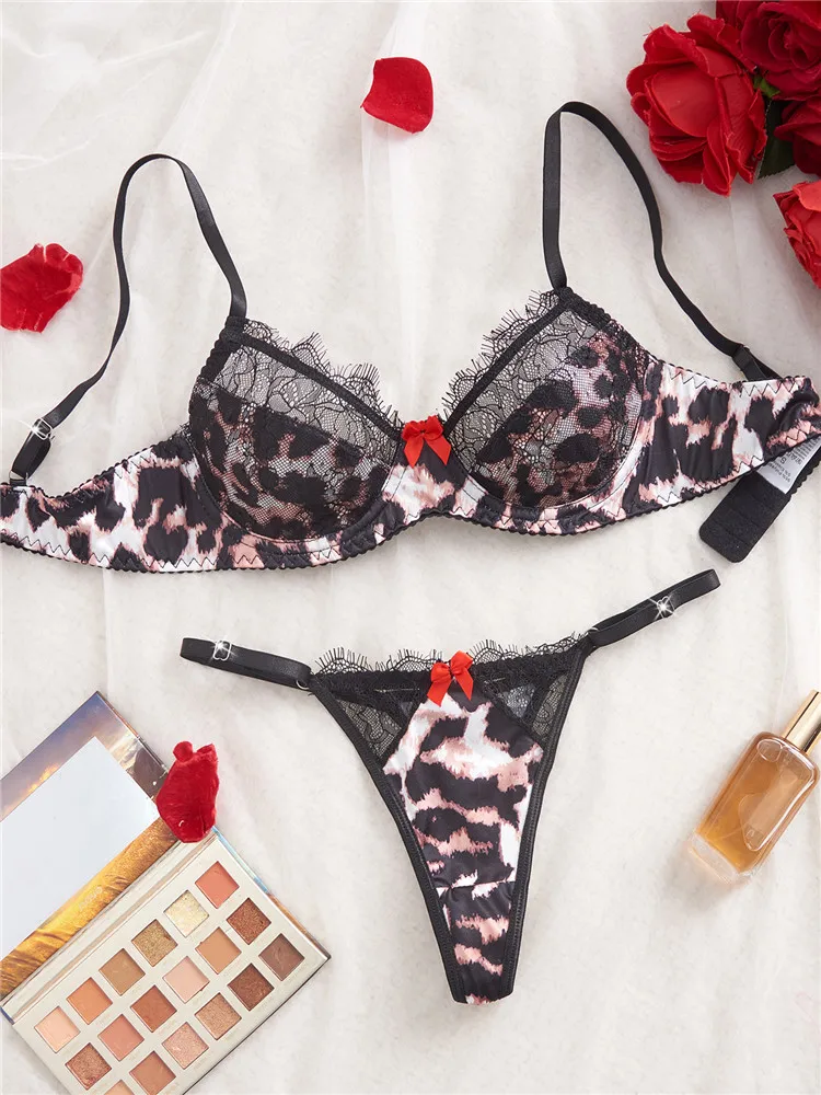 

Экзотический комплект нижнего белья, женское леопардовое бесшовное нижнее белье, сексуальный кружевной романтический лоскутный бюстгальтер, стринги, удобный женский бюстгальтер, короткие комплекты