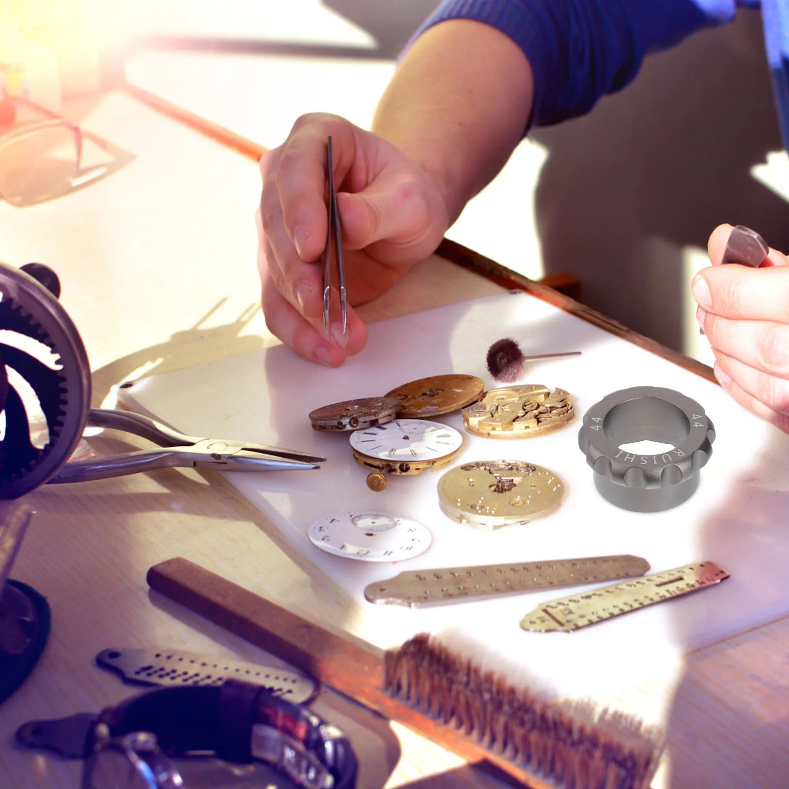 

44mm Adjustable Pan Watch Back Case Opener Professional Repair Tool for Watch Maintenance and Case Opening Pan Table Opener