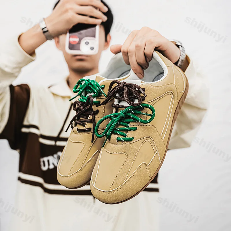 

Винтажная мужская повседневная обувь на плоской подошве, весна-осень 2024, новые дышащие кроссовки на шнуровке, нескользящие легкие удобные кроссовки