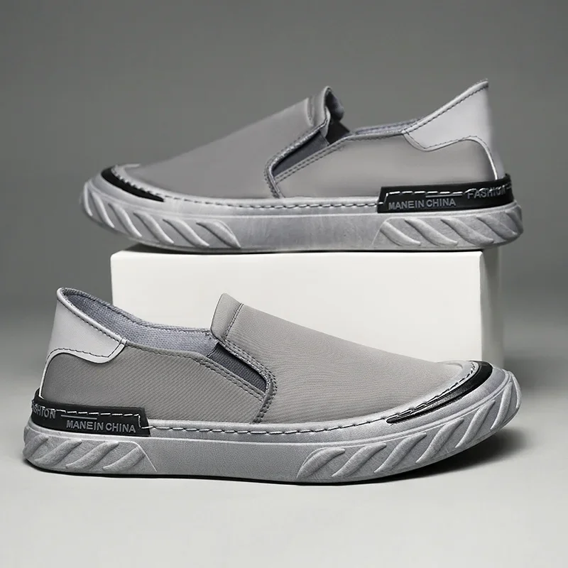 

New Luxury Men's Sneakers Lightweight, Comfortable Versatile Casual Shoes Anti slip Wear resistant Outdoor Running Shoes