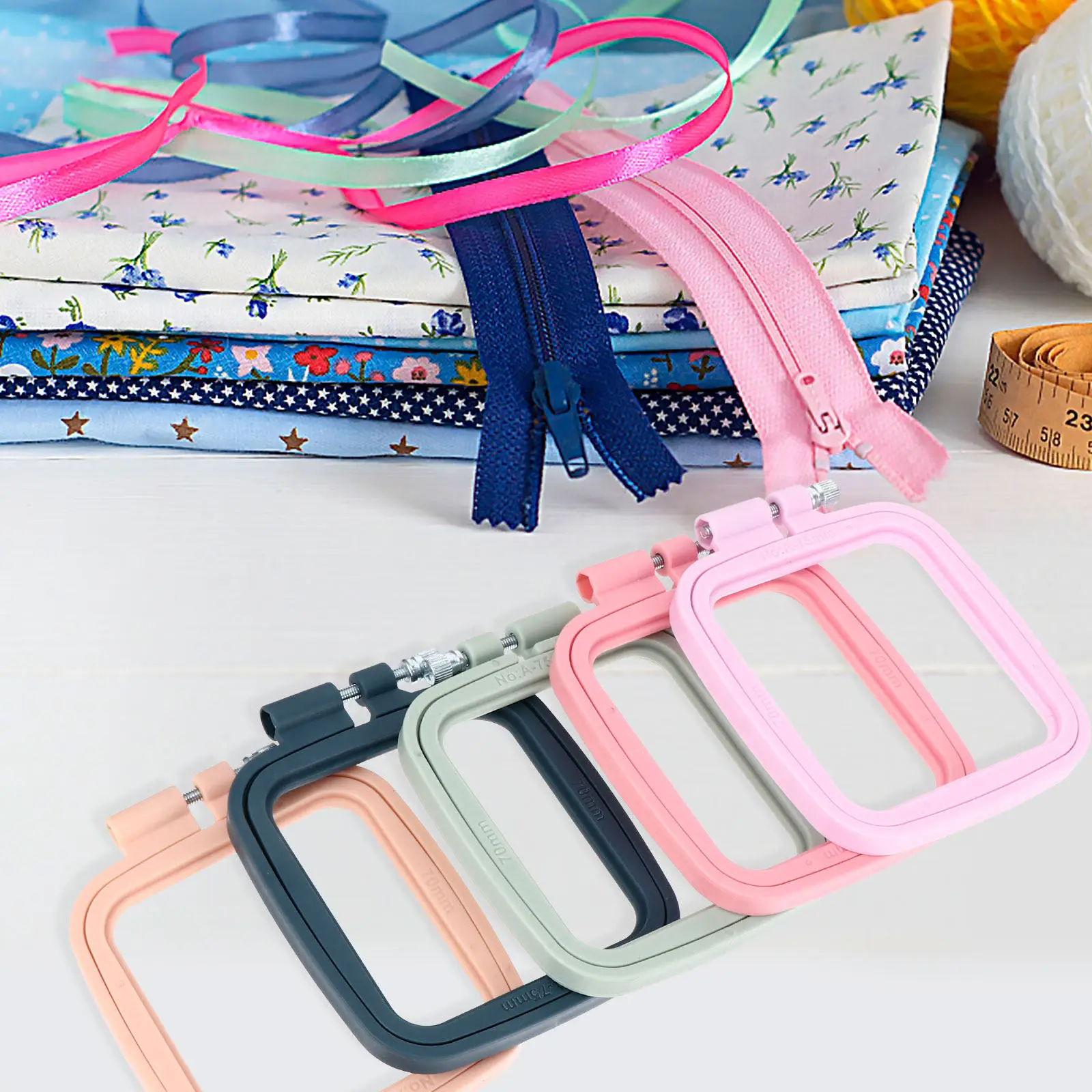 

5Pcs Plastic Cross Stitch Hoops Mini Embroidery Frames for Embroidery Sewing Needlework Wall Decoration Craft Gift Idea