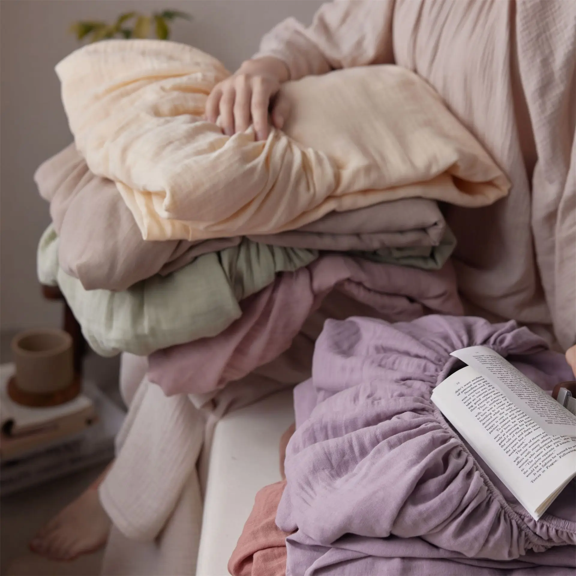 

Customizable Cotton Double Wrinkle Yarn Sheet Protective Cover