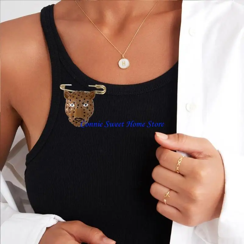 LXAF Striking Leopard Head Pin Vibrant Enamel Lapel Badge Accessory For Trendy Attire
