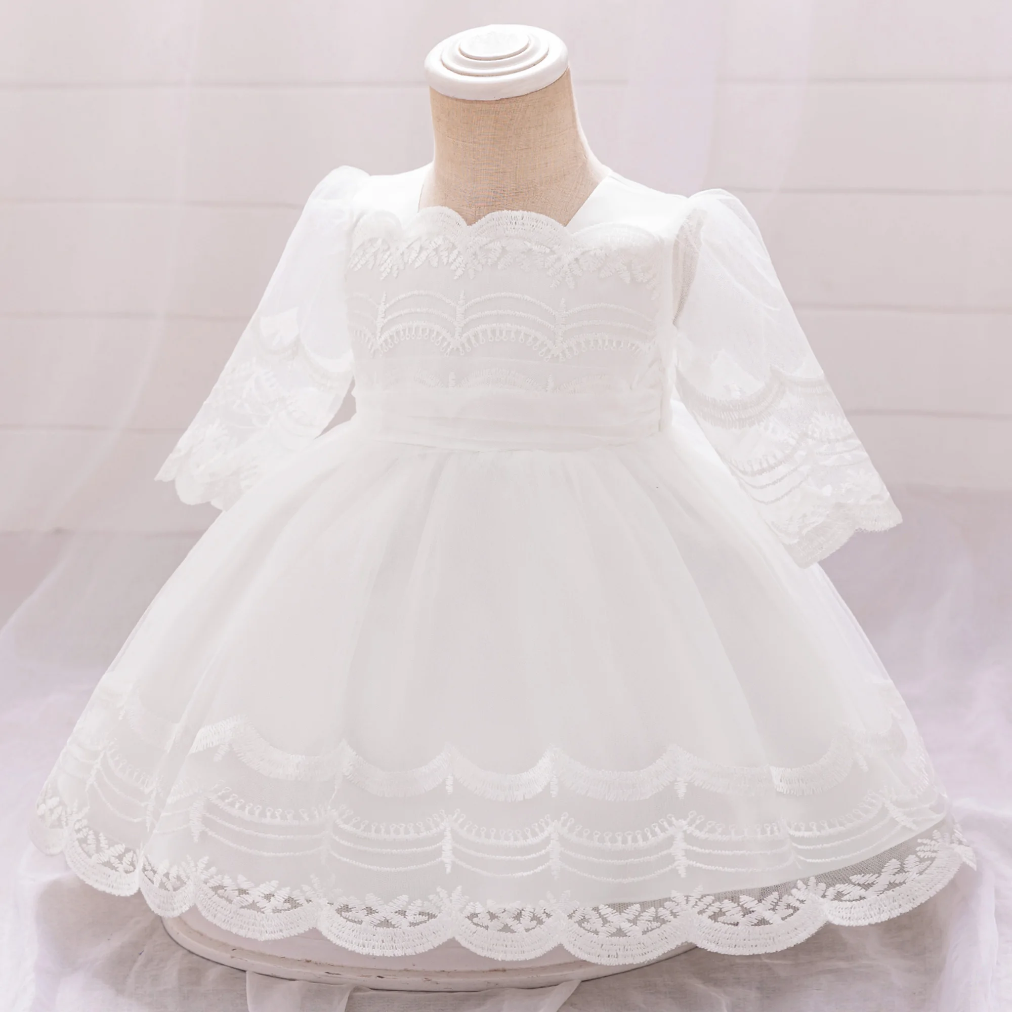 Fluffy White Baptism Baby Girl Party Dress Half Sleeve Tulle Flower 1st Birthday Wedding Princess Dress Bow Embroidery Prom Gown