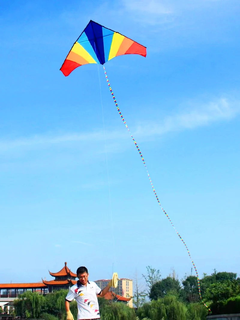 Darmowa wysyłka rainbow latawiec latające zabawki zabawy na świeżym powietrzu duże delta latawce windsocks latawiec ciąg reel piękny uchwyt plastikowe latawce