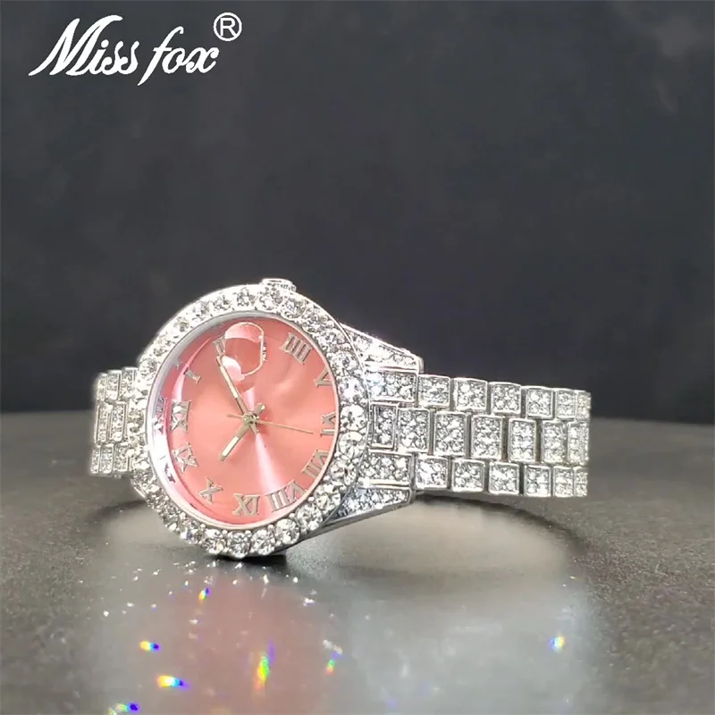 

Iced Out Watch Women Fashion Roman Scale Pink Dial Luxury Diamond Calendar Waterproof Quartz Watch for Woman Gift Drop Shipping