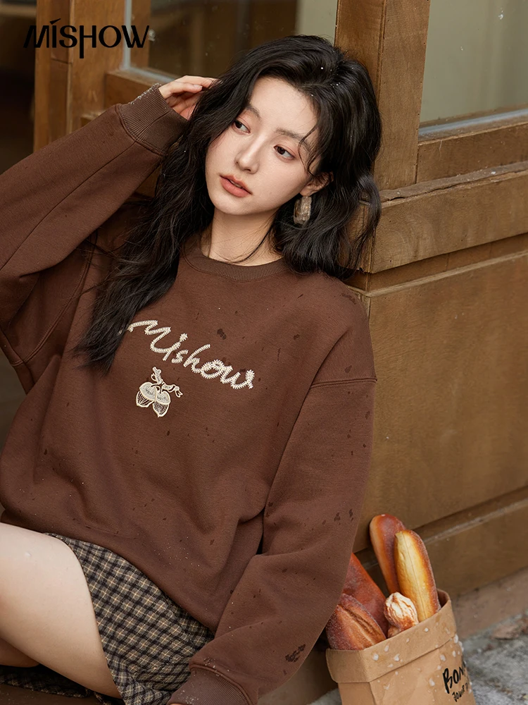 

MISHOW Retro Pullover Sweatshirt Women O-Neck Long Sleeve Top 2024 Fall Winter Korean Letters Embroidery Loose Top MXD46V0094