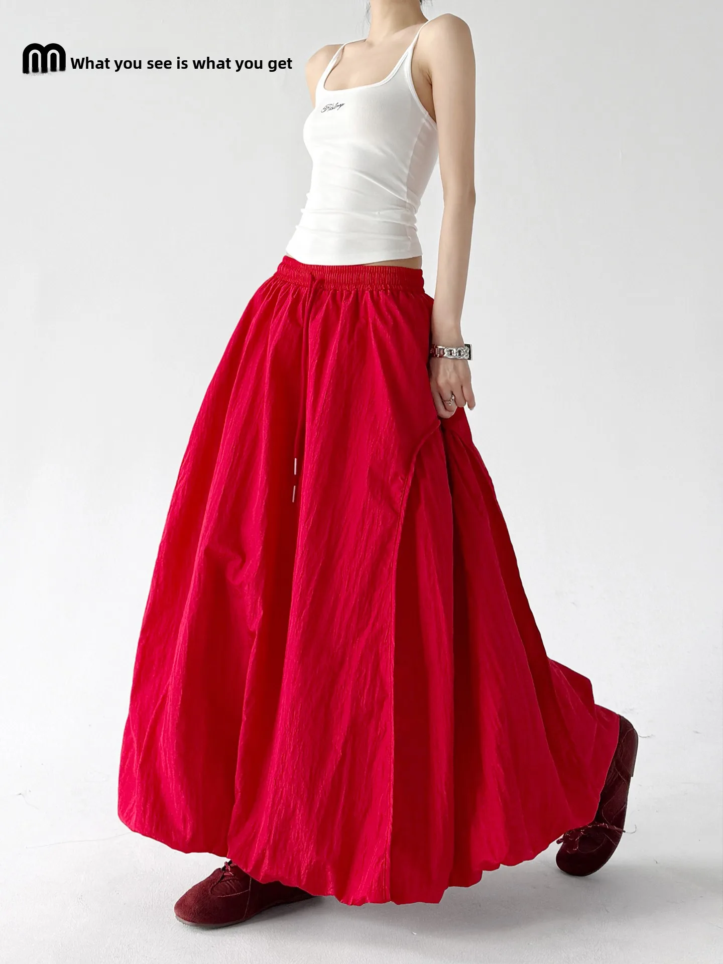 

Женская летняя юбка-полусолнце с принтом красных бутонов цветов, модель 2026 года, для путешествий, приталенная, А-силуэт, длинная, пышная, с завышенной талией, из нейлоновой ткани