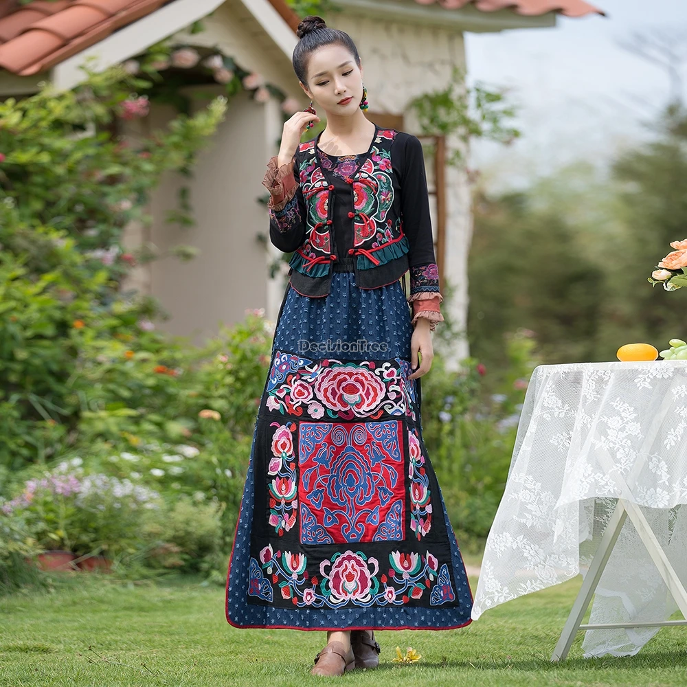 2024 chinese ethnic style cotton and linen stitching embroidery half skirt elastic waist retro mid-length high-waist skirt t001