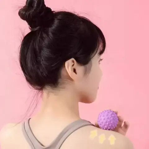 TPR Posture Master Yoga Ball Waist and Back Foot Massage Ball Fascia Ball Raised Point Massage Ball