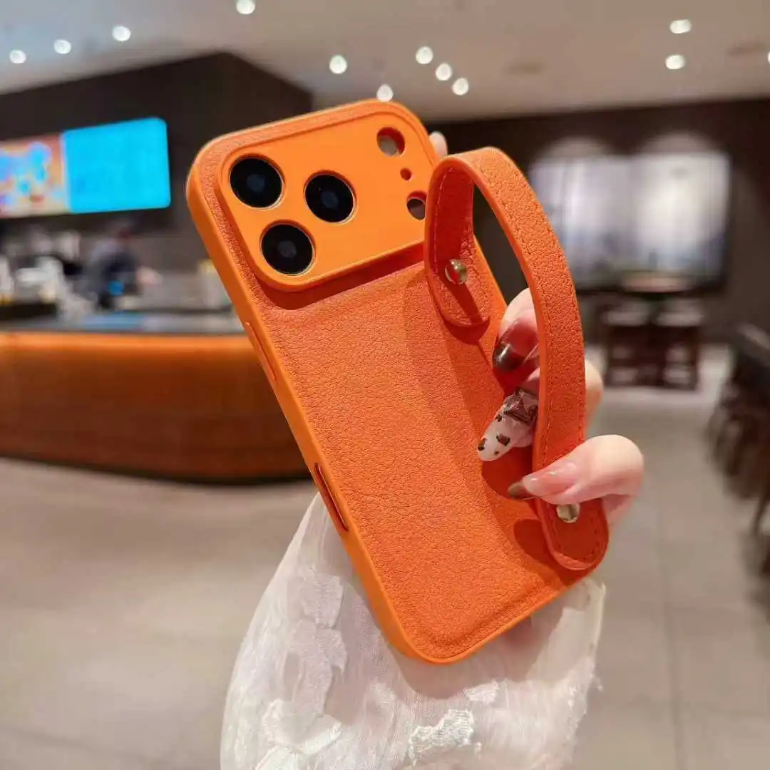 حافظات هاتف جلدية PU ملونة لهاتف آيفون 12 13 14 15 16 17 Pro Max مع سوار مضاد للسقوط حبل كامل مقاوم للصدمات Fundas