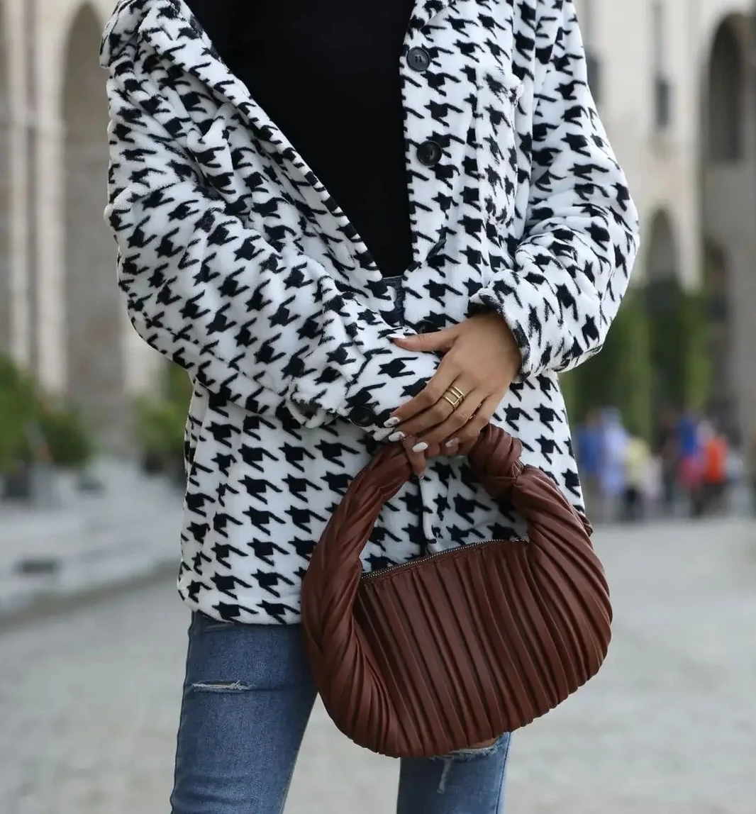 새로운 가을 캐주얼 여성용 긴 소매 루즈핏 벨벳 재킷 패셔너블