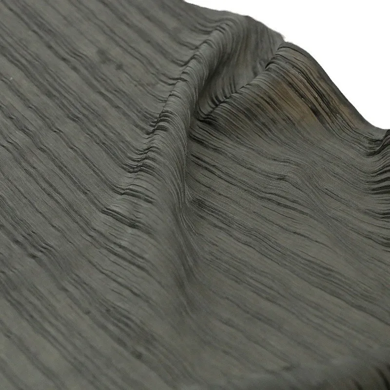 Plant-dyed wooden-dyed smooth crepe silk blend fabric pleated designer