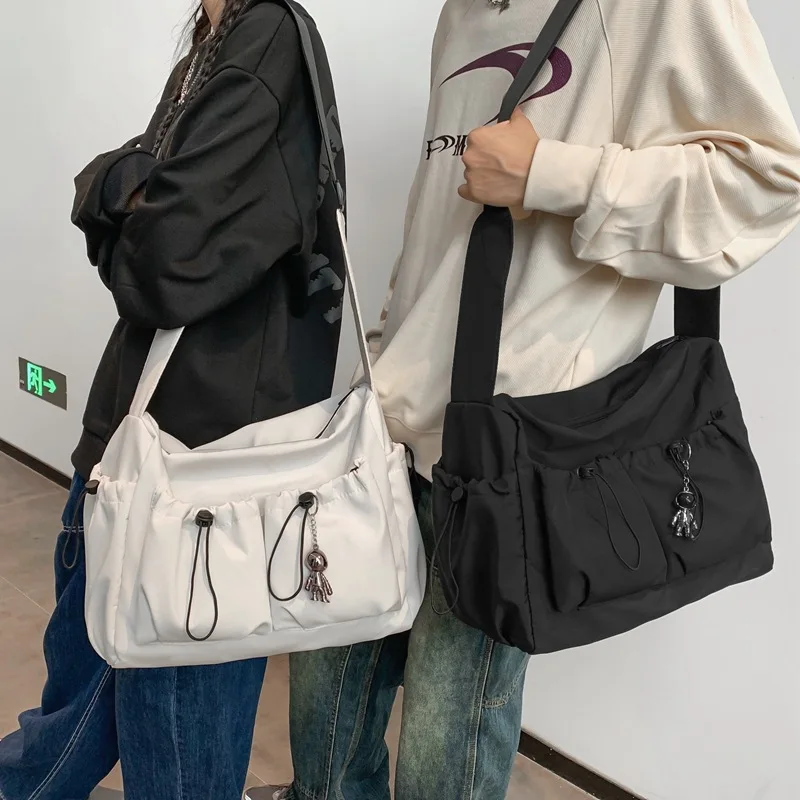 Messenger-Tasche im japanischen Stil, einfarbige Freizeittasche, einfache, funktionale Umhängetasche mit großem Fassungsvermögen
