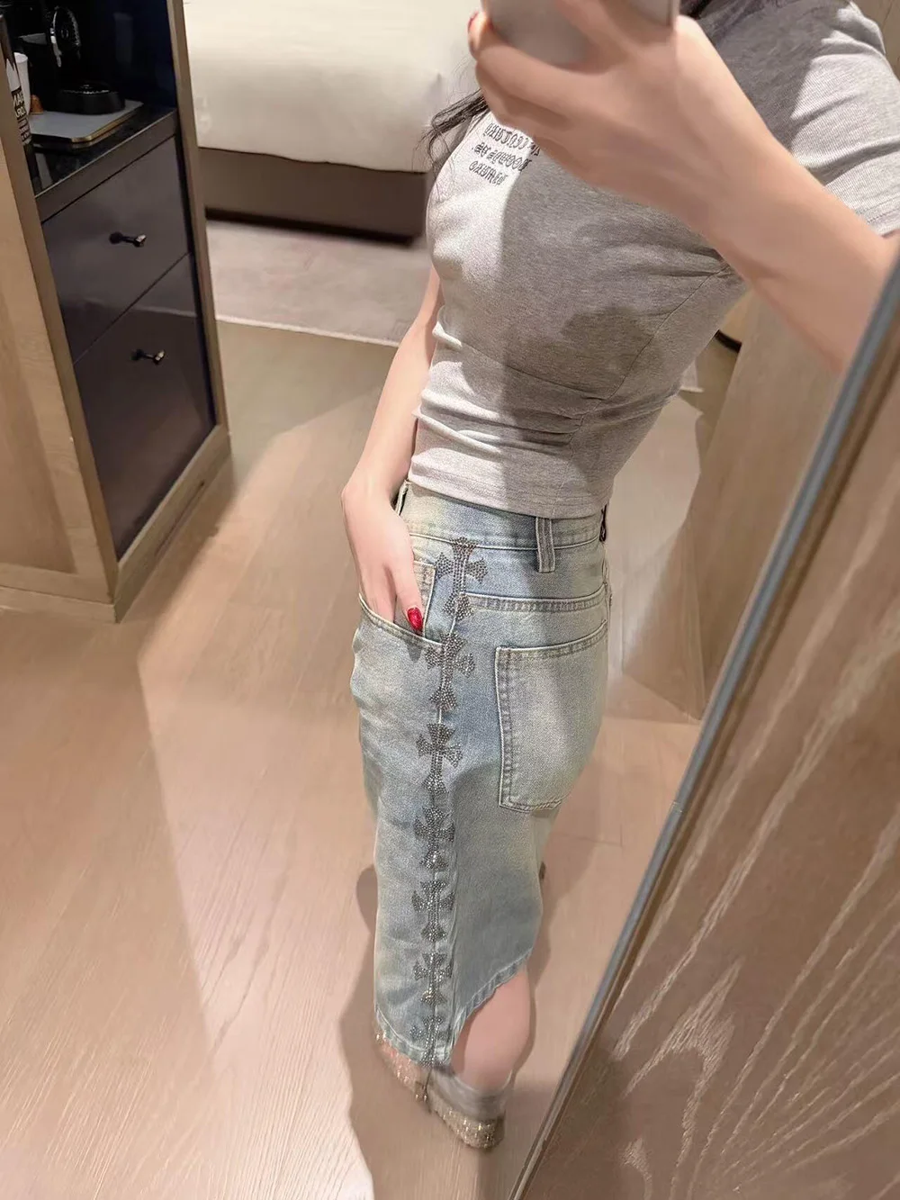 

American Heavyweight Cross Rhinestone Five-Point Jeans Shorts Women's Loose Wide-Leg Mid-Pants Summer High-Waist Cotton
