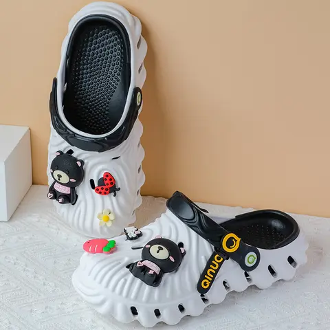 Women's Diy Cute Bear Clogs Sandals Summer 2025 Slip On Wedge Platform Sandals Woman Fashion  Thick Sole Garden Shoes Ladies