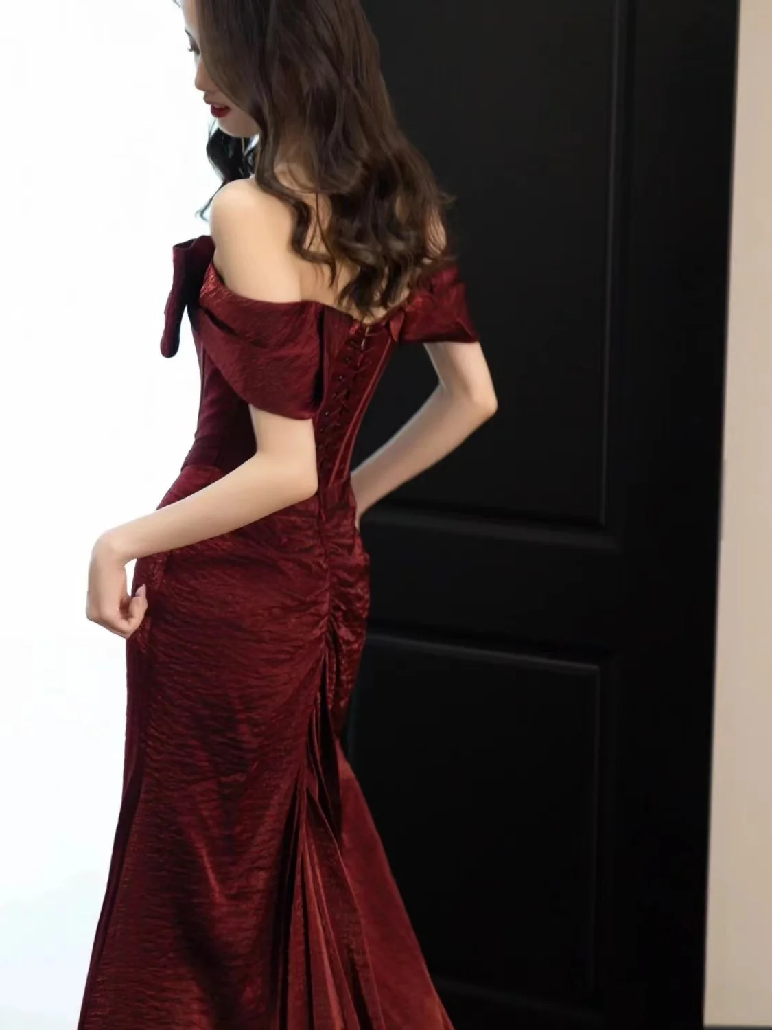 Robe de soirée sexy pour femme, robe slim pour banquet, savoir la nouvelle mariée, tempérament, 69, chaud, 2024