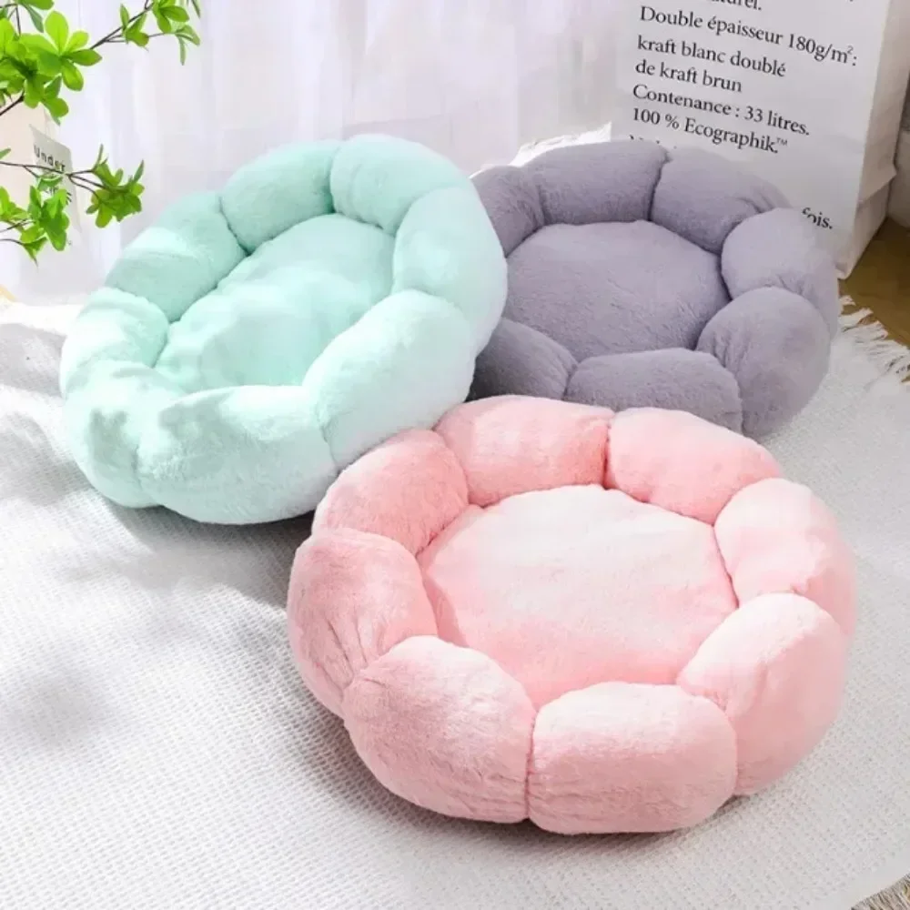 Dog and Cat Mat for Comfortable Sleep Pet Bed Indoor and Outdoor Use Unique Flower-Shaped